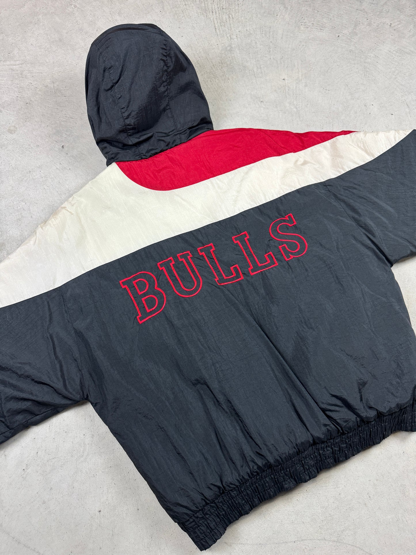 1990’s Chicago Bulls Hooded Puffer Jacket