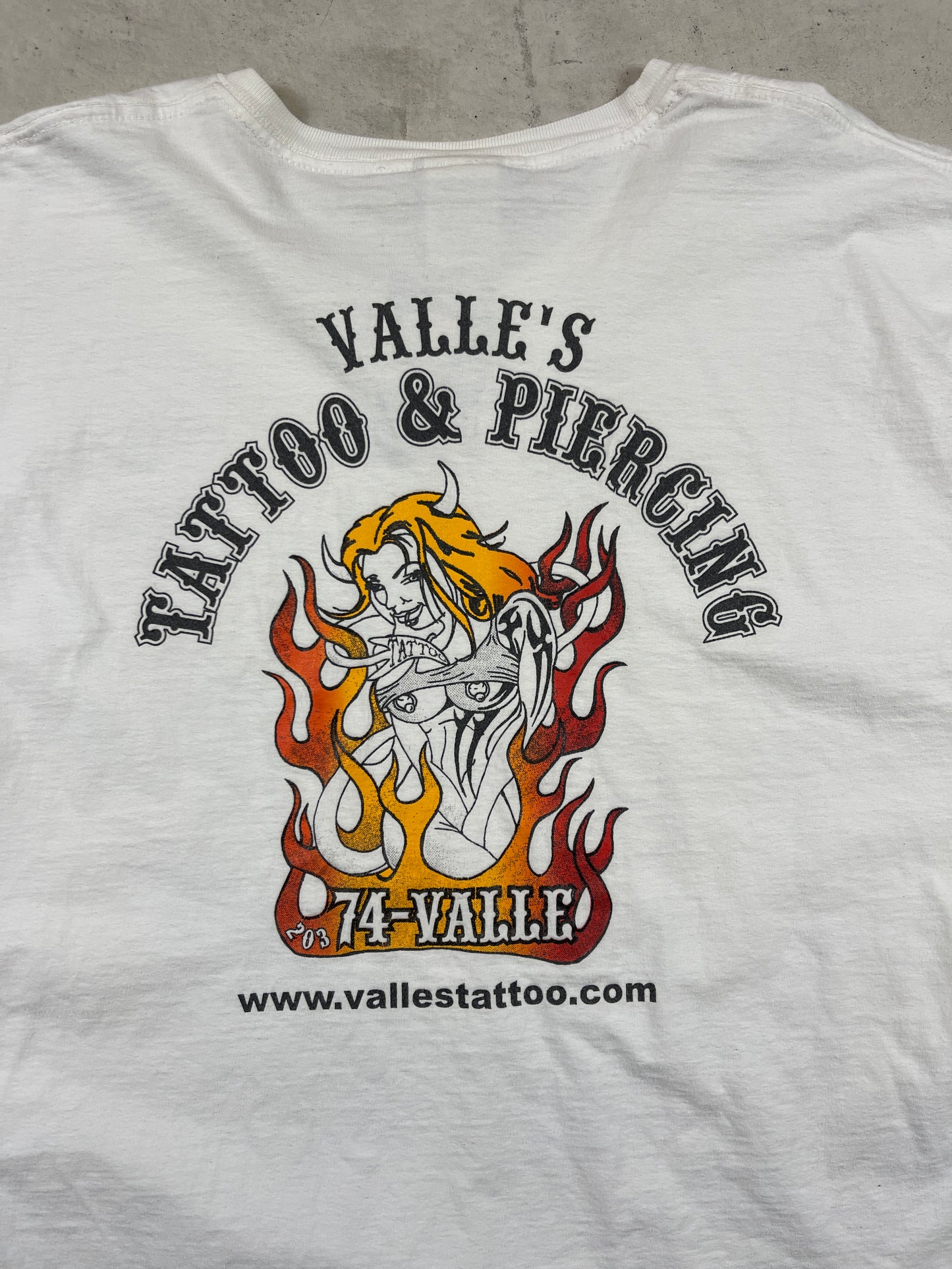 Valle’s Tattoo & Piercing Longsleeve