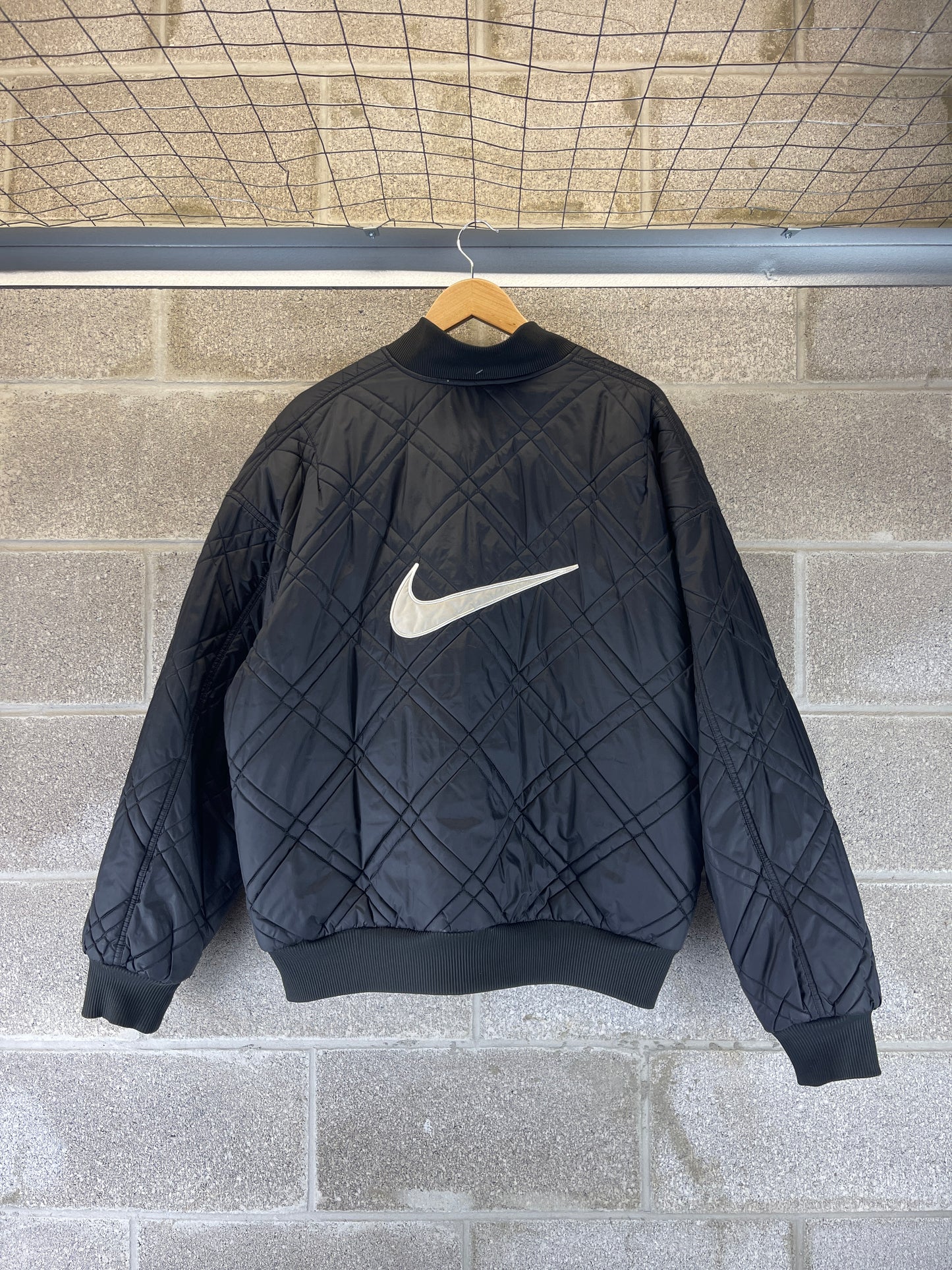 1990s REVERSIBLE Nike Quilted Black Jacket